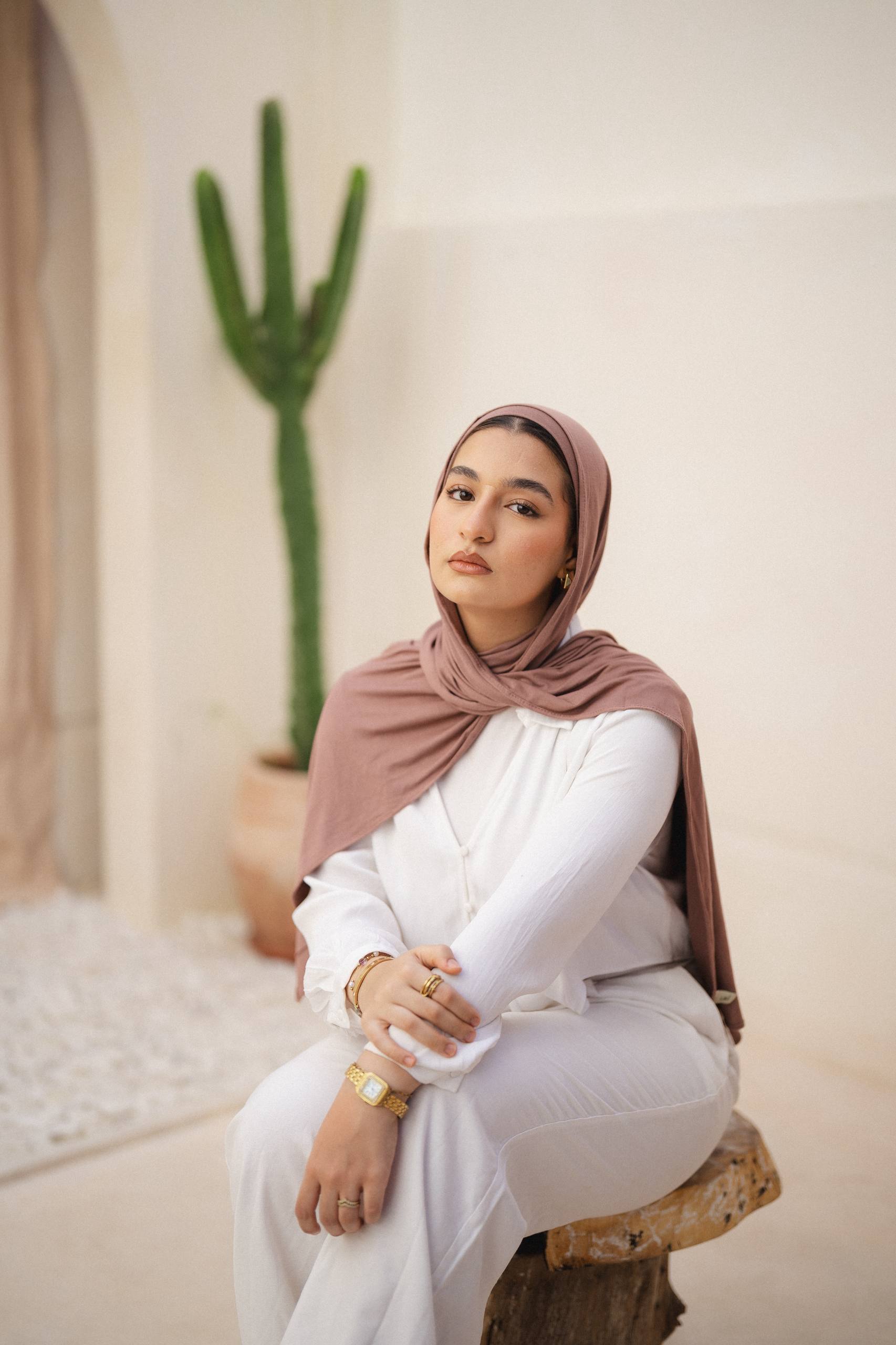 Soft-Rose-Taube Gel with Bandana